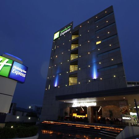 Holiday Inn Express Toluca Galerias Metepec By Ihg Exterior foto